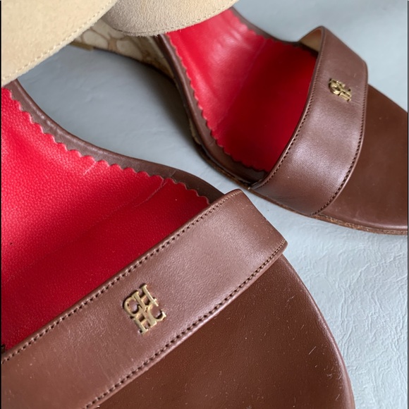 Carolina Herrera Natural suede Ankle Strap Wedge - Picture 3 of 15